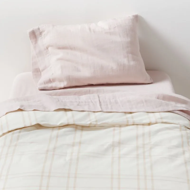 Crate&Barrel Stax Elegant Pink Yarn-Dyed Organic Cotton Toddler Duvet Cover