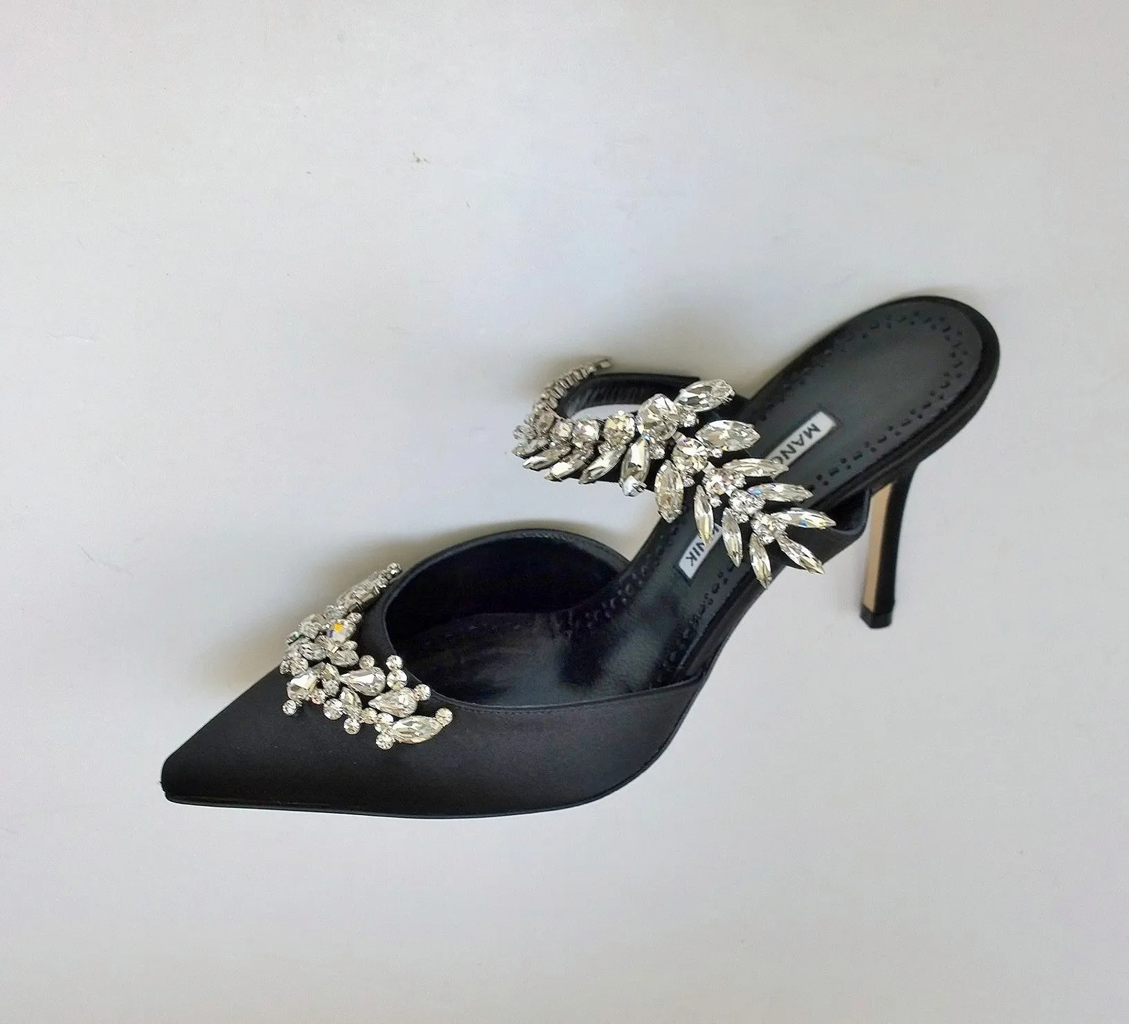 Manolo Blahnik Lurum 90 Black Satin Strass Rhinestone Heels Mules