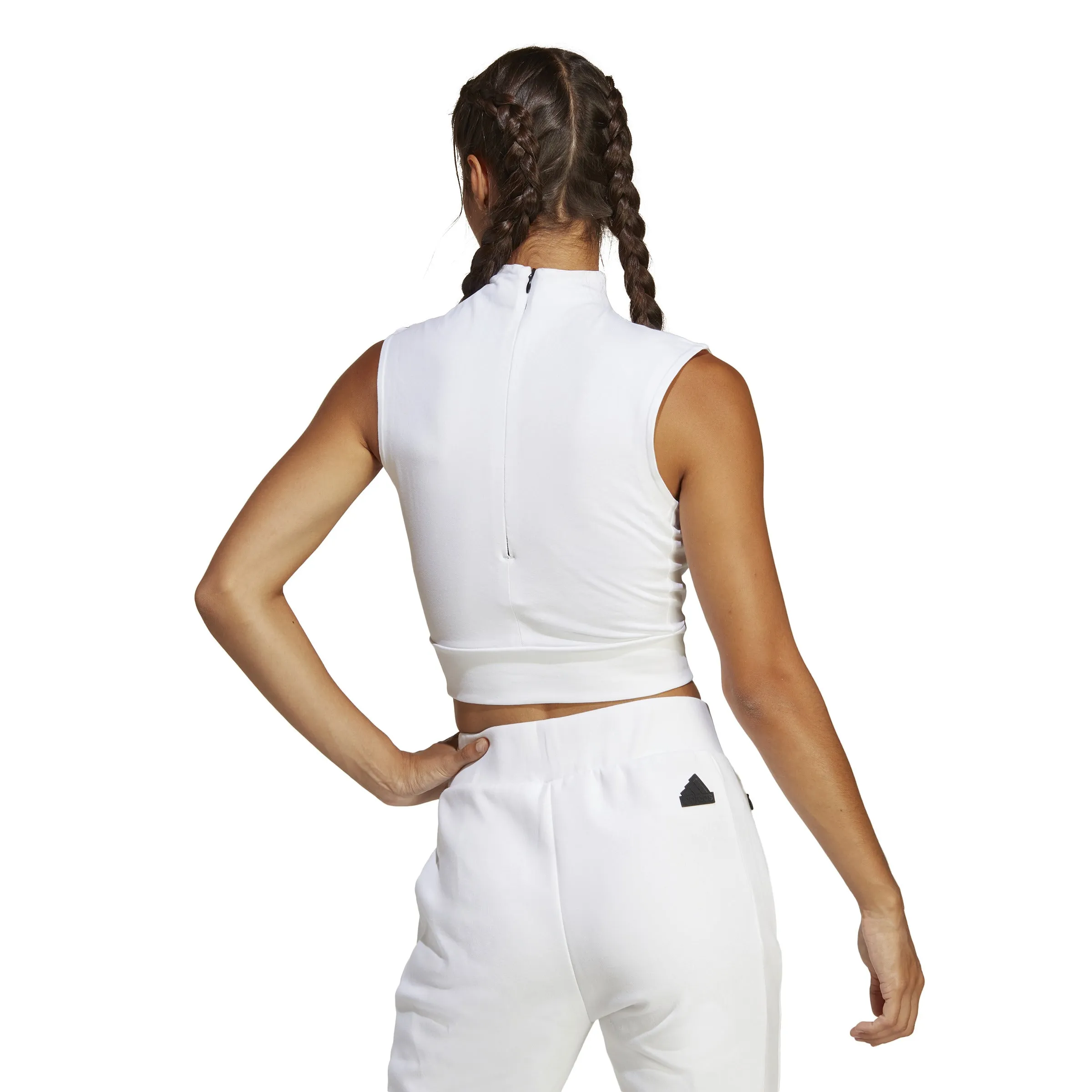 MISSION VICTORY SLEEVELESS CROPPED TOP