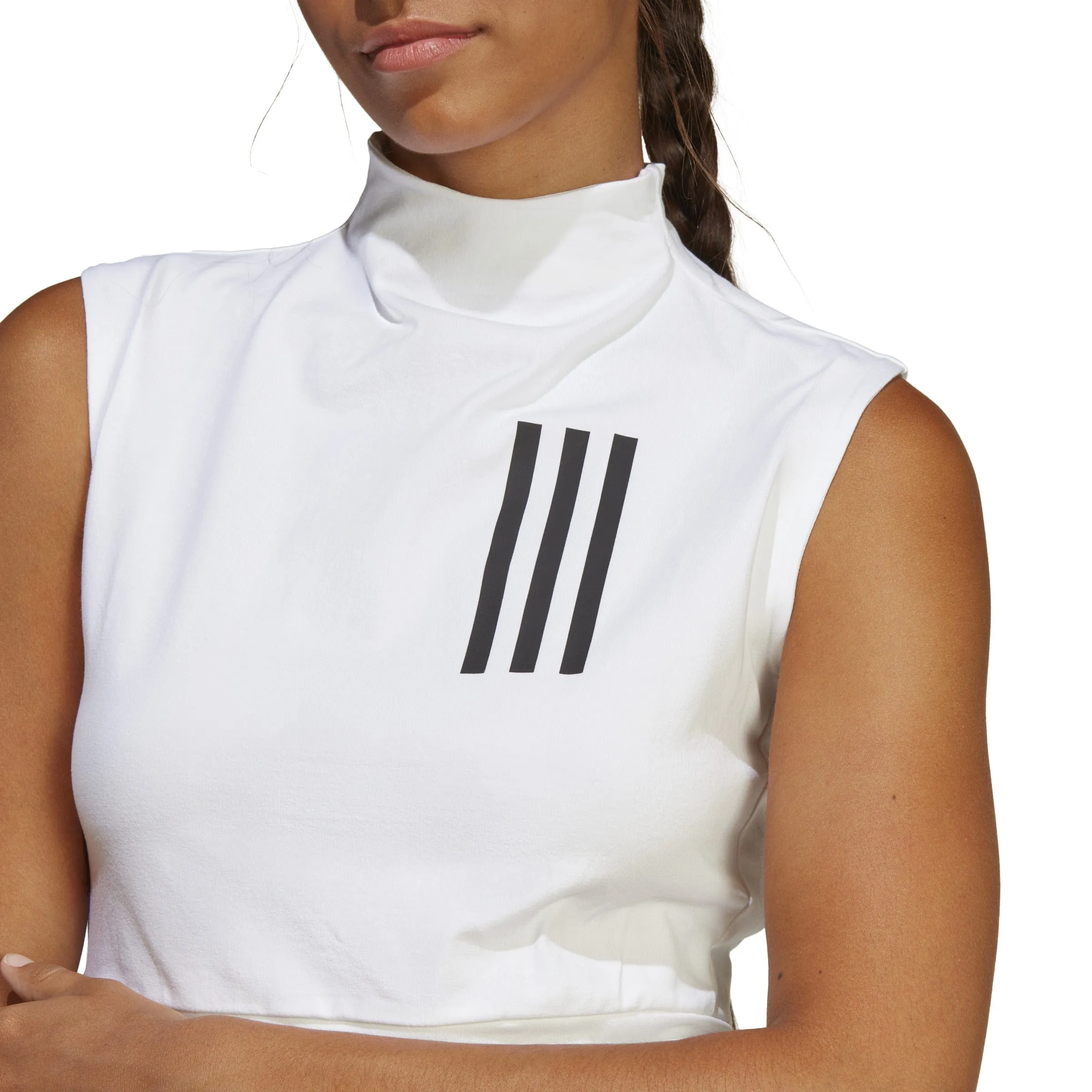 MISSION VICTORY SLEEVELESS CROPPED TOP