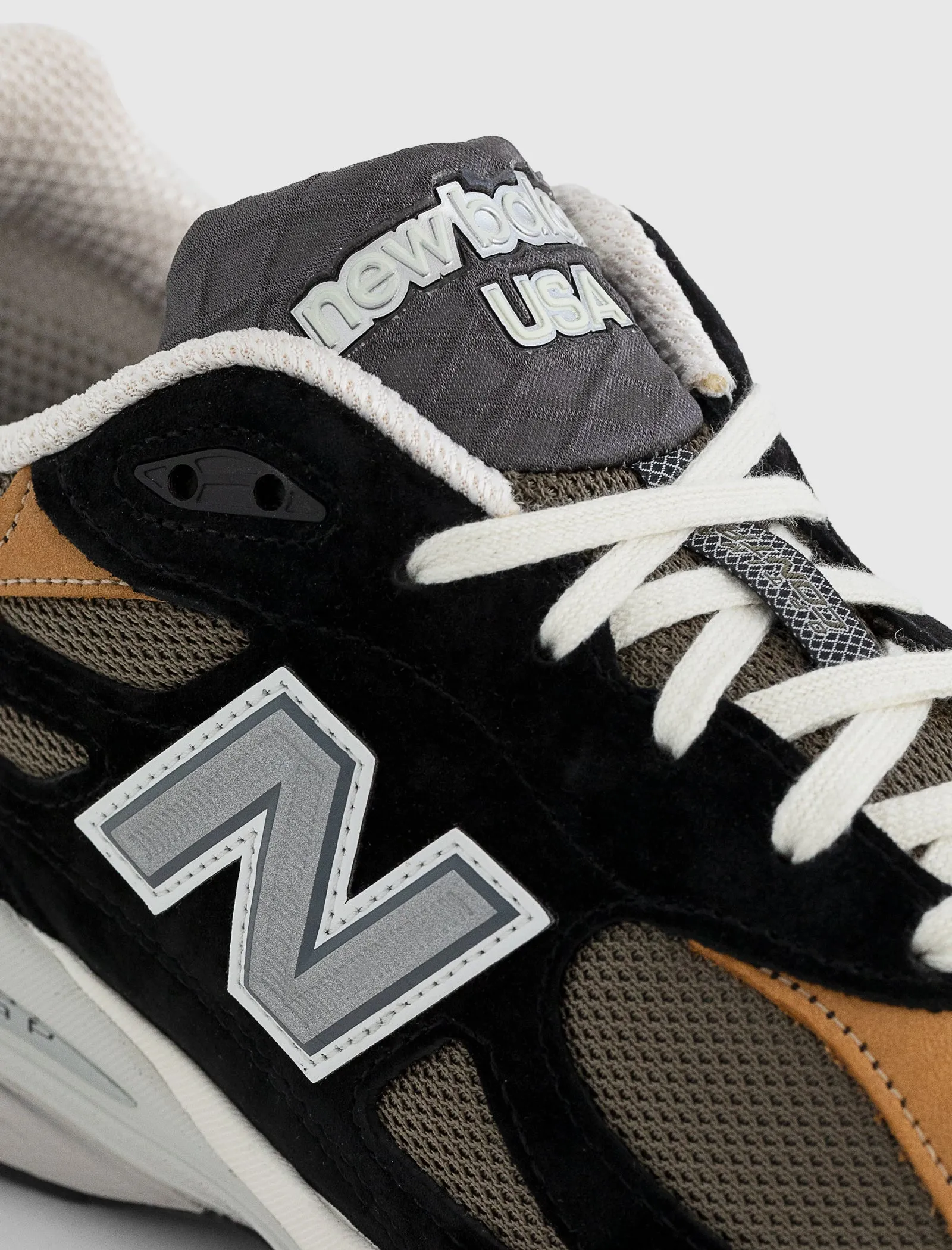 NEW BALANCE 990 V3 MADE IN USA 