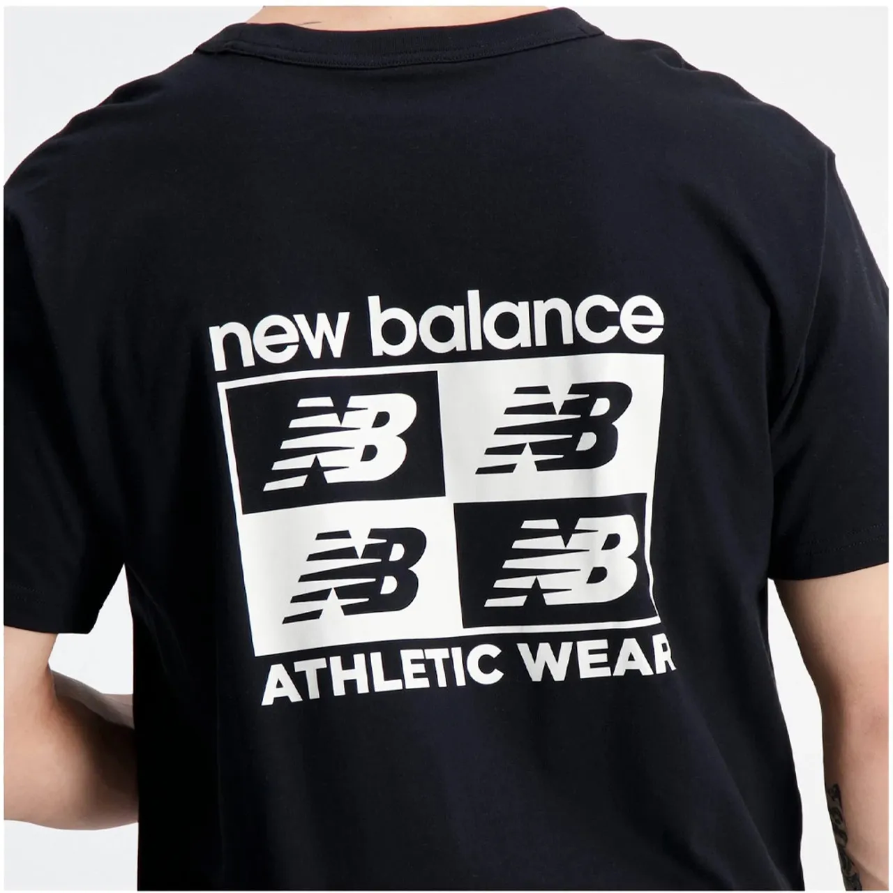 New Balance Men's NB Essentials Graphic T-Shirt - Black