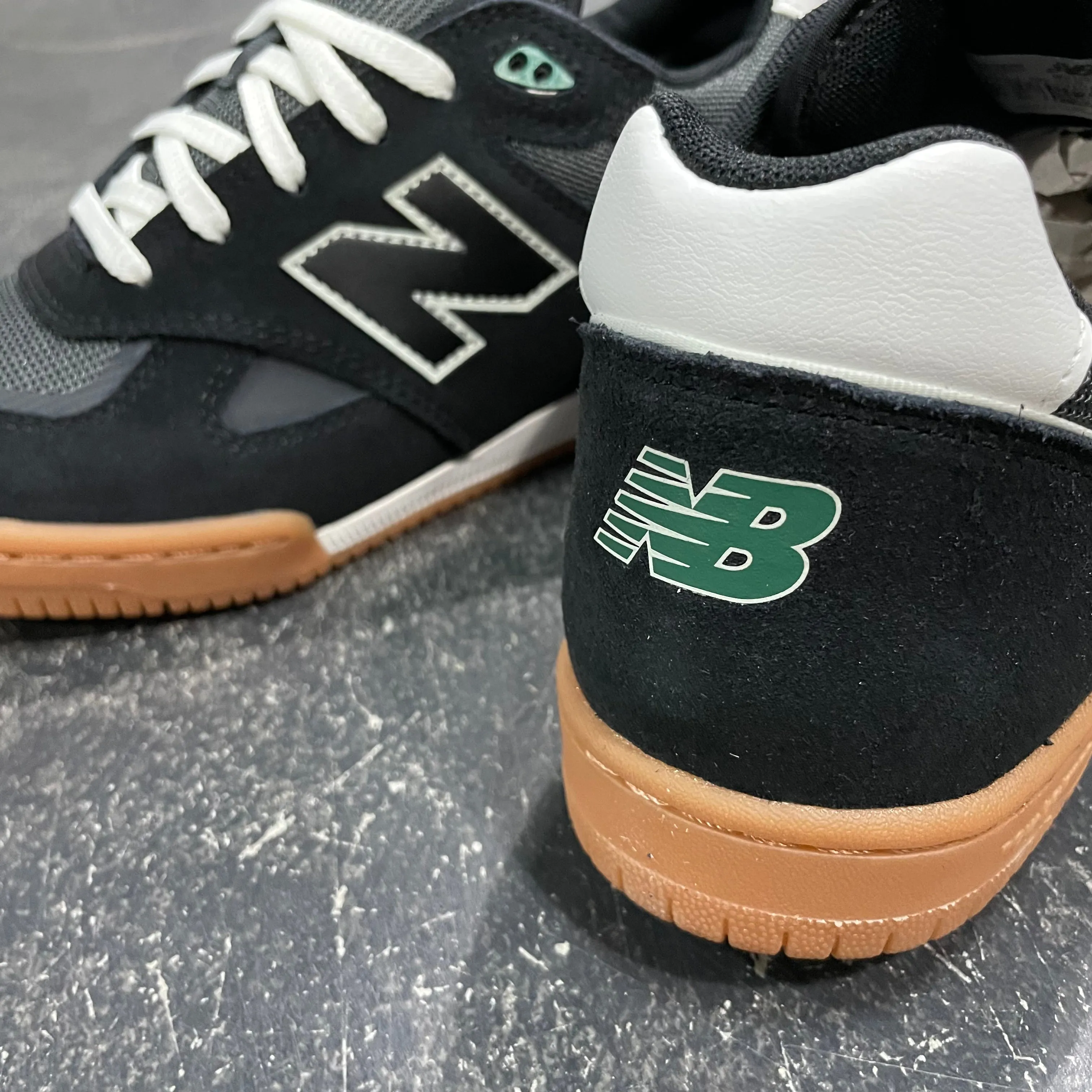 New Balance Numeric Tom Knox 600 Black/White