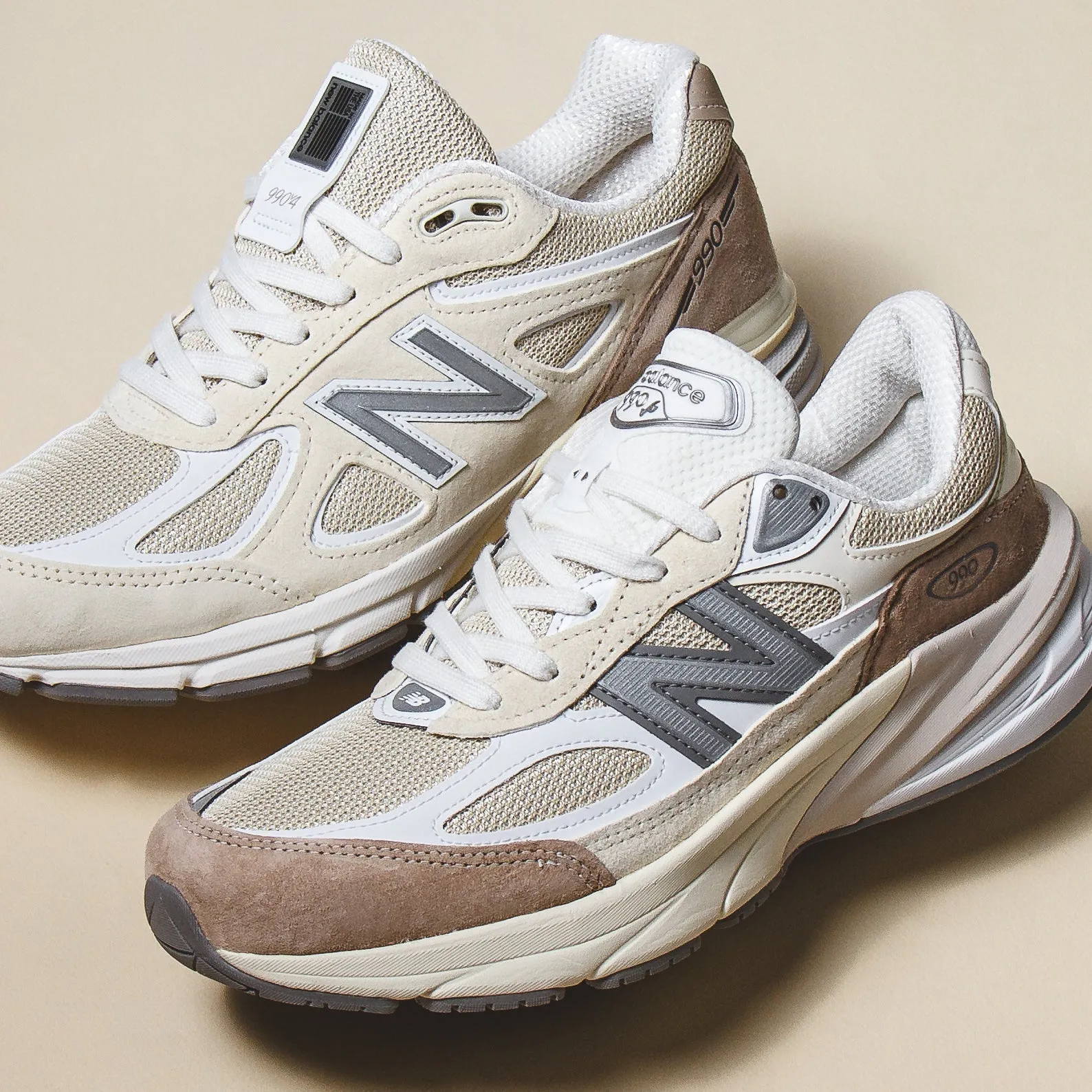 New Balance Unisex 990v4 Limestone Made In USA U990TE4