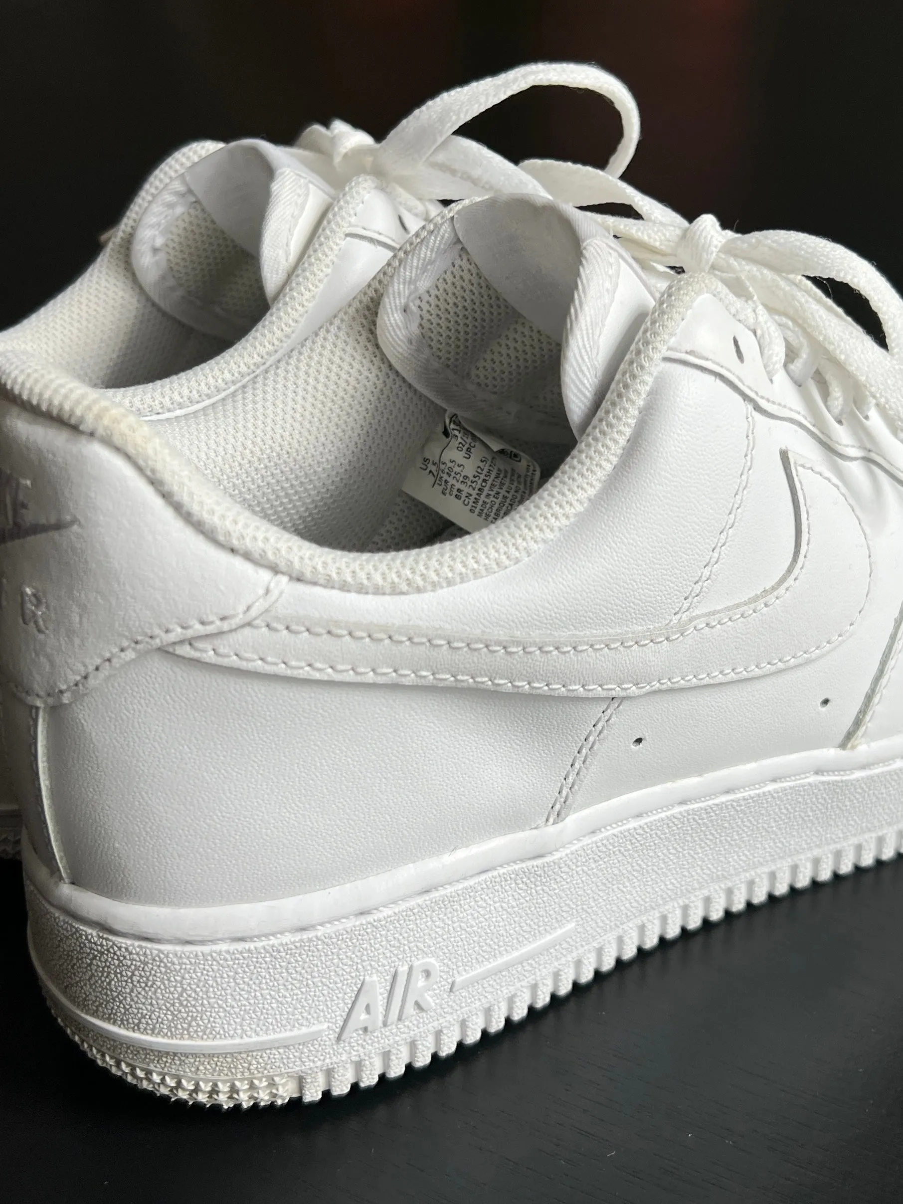 Nike AF1 Air Force 1 (UK 6.5)