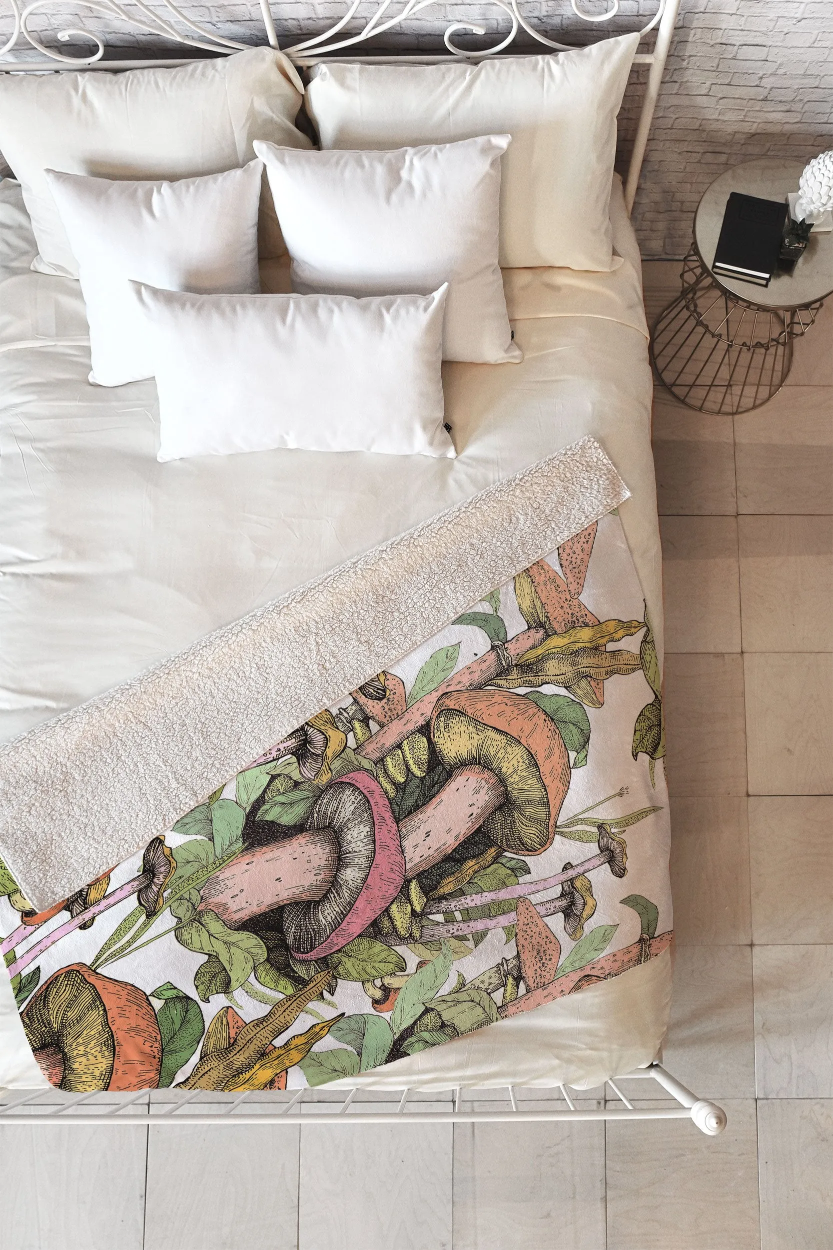 Ole Wild Mushrooms Throw Blanket (DS)