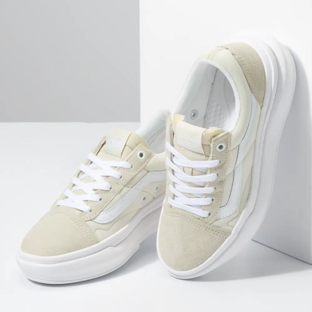 Vans Old Skool Overt ComfyCush Sneakers - Unisex Sizing